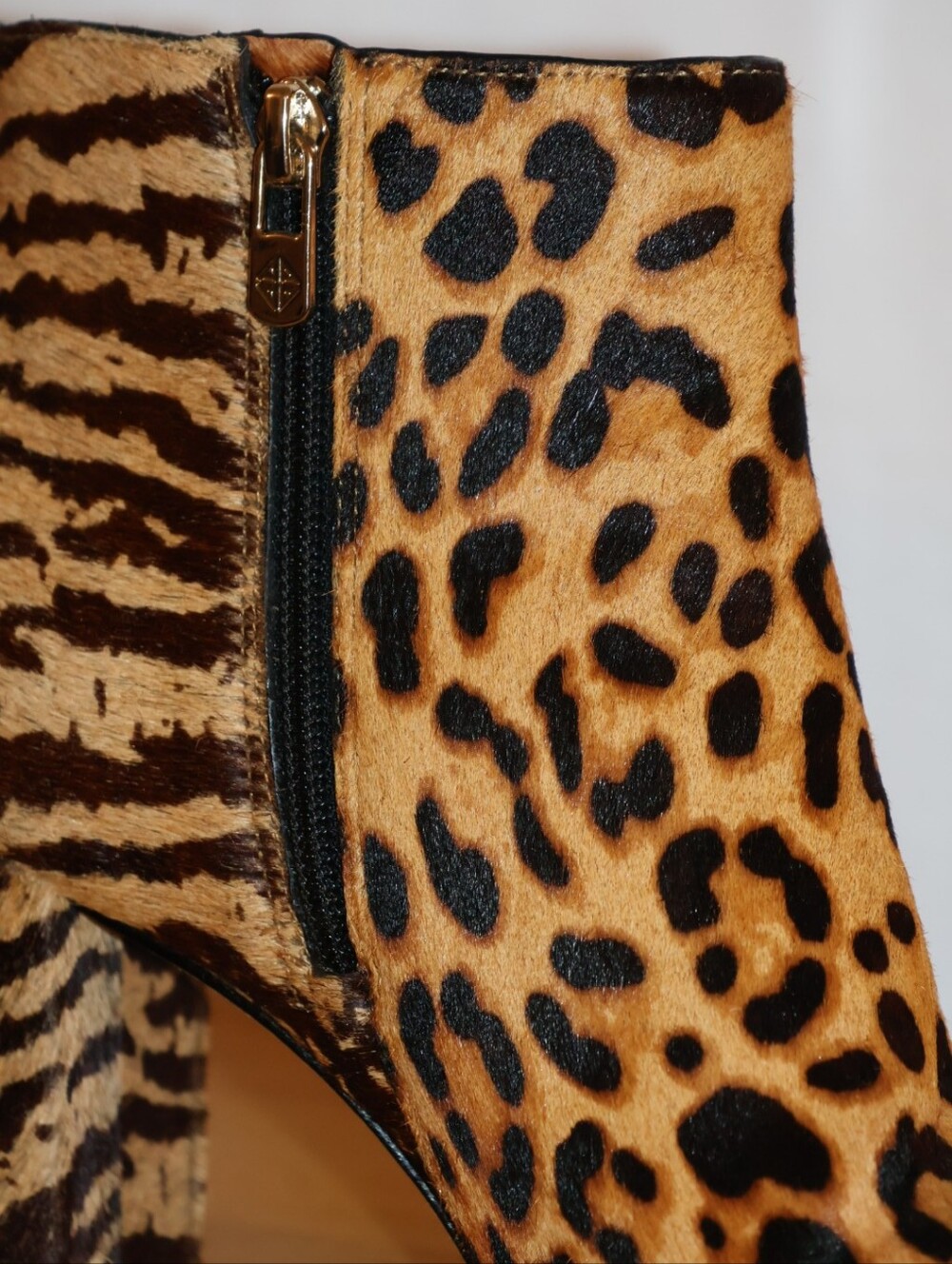 ANTONIO MELANI Shahn Leopard & Tiger Print Calf Hair Ankle Boots. 7M - Picture 14 of 16